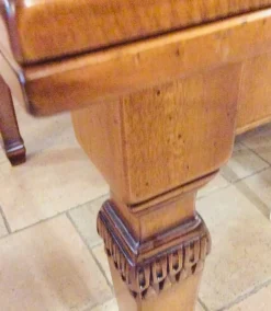 Tavolo Rosonato in legno Allungabile^Artigianale Outlet