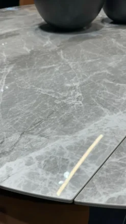 Tavolo rotondo in ceramica Tay di in Offerta Outlet^Target Point New