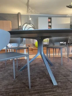 Sale Tavolo rotondo Oops scontato del 37% Tavoli