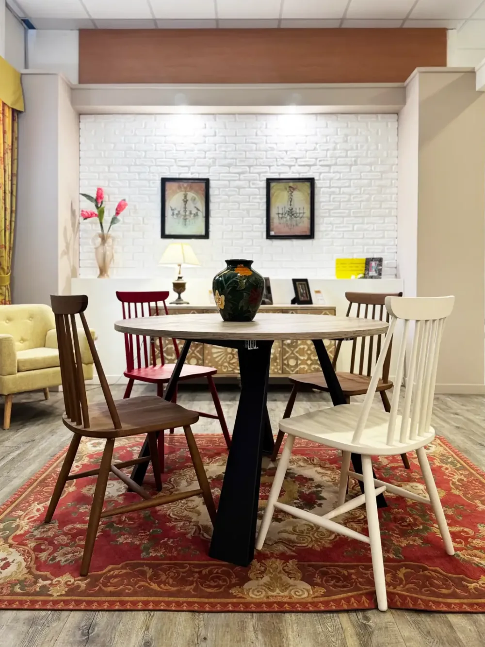 La Seggiola Tavolo rotondo Saturnino scontato del 40%- Tavoli