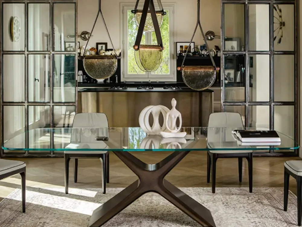 Tavolo sagomato in vetro Calliope xxl di in Offerta Outlet^Tonin Casa