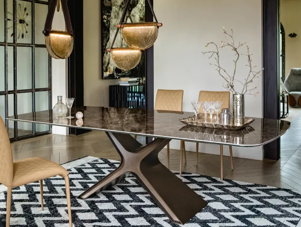 Tavolo sagomato in vetro Calliope xxl di in Offerta Outlet^Tonin Casa