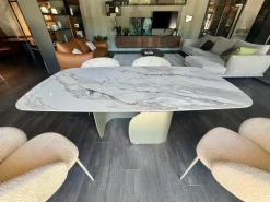 Discount Tavolo sagomato Twins di a prezzo riservato Tavoli