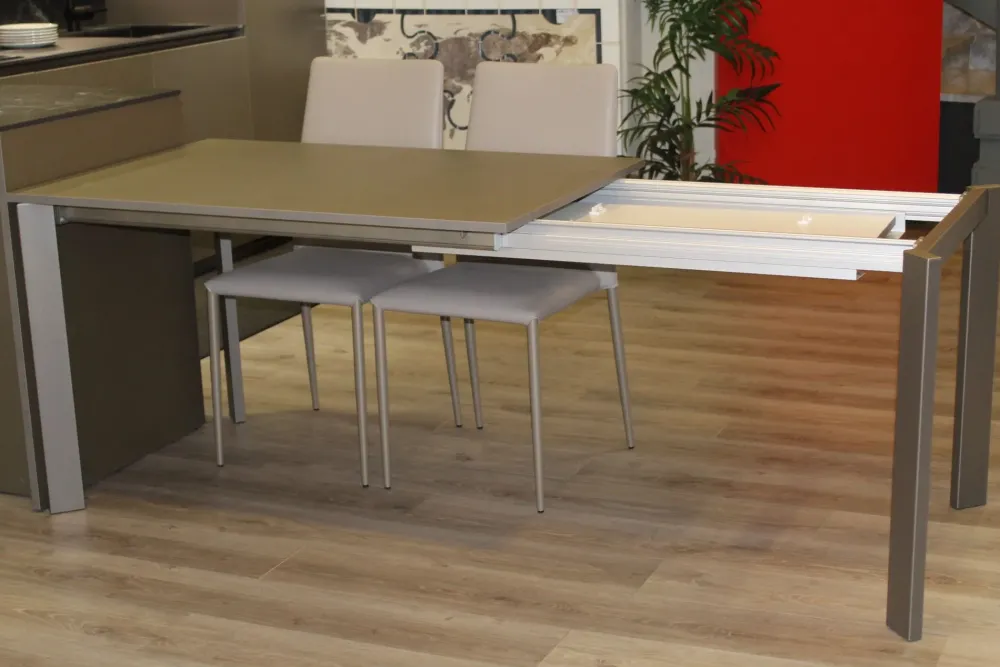 Best Tavolo Space di scontato del 18% Tavoli