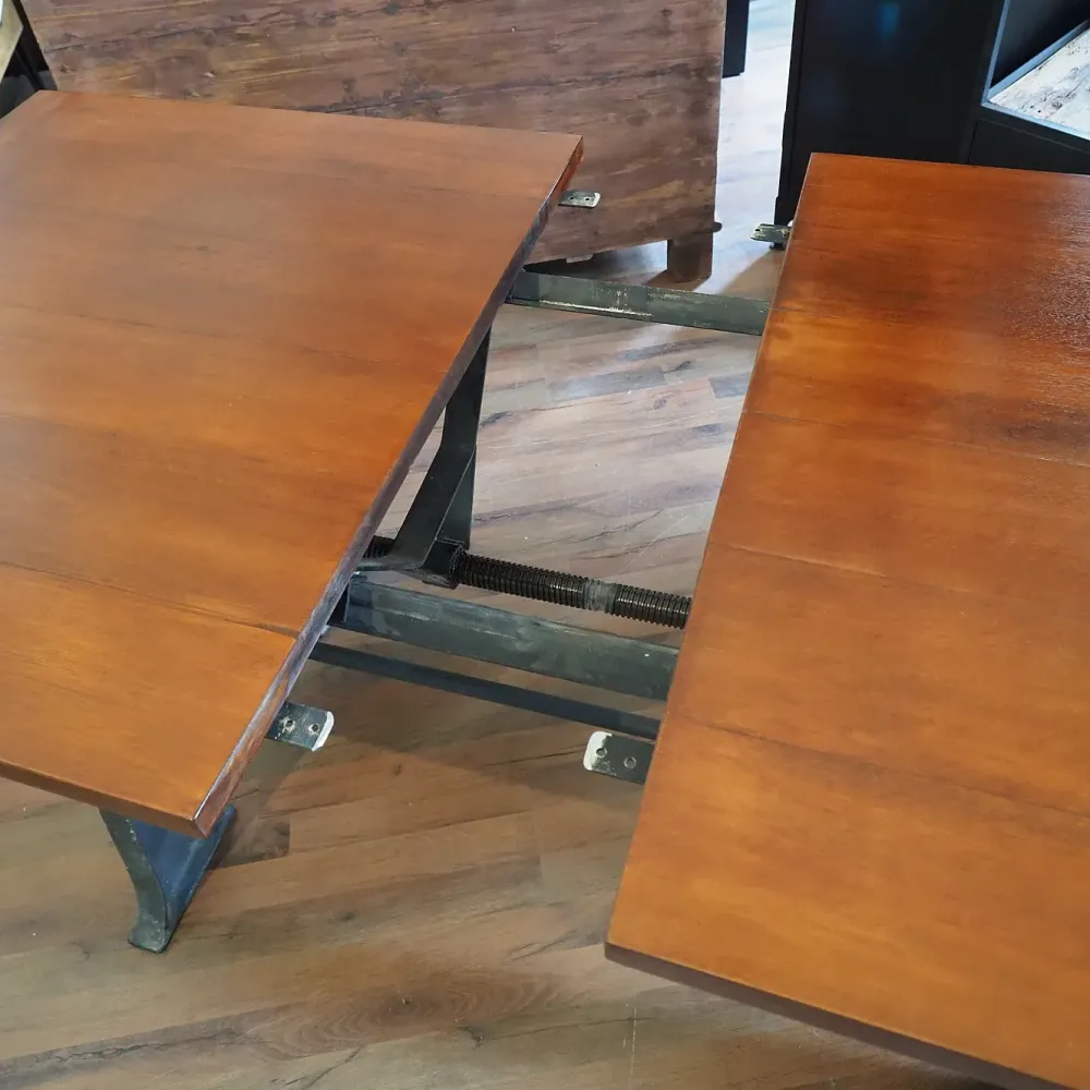 Outlet Etnico Tavolo Tavolo industrial allungabile di scontato del 50%- Tavoli