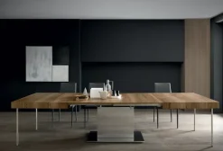 New Tavolo Tower maxi a prezzo ribassato Tavoli