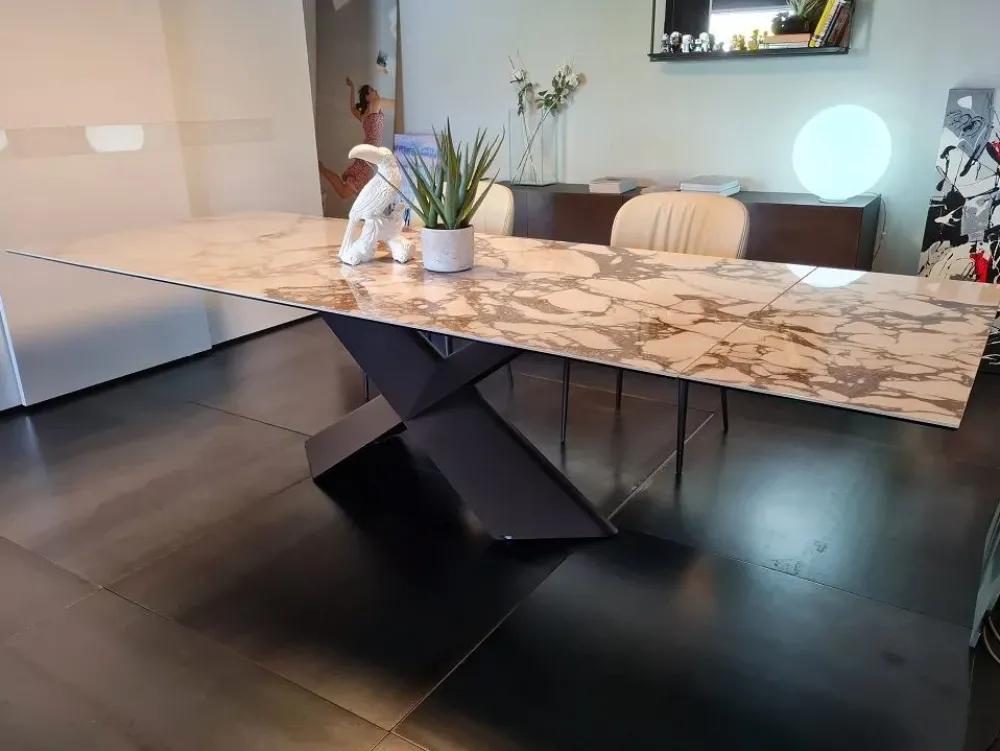 Tavolo Tyron keramik drive di : contatta il venditore per scoprire il prezzo^Cattelan Italia Best