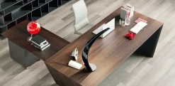 Cattelan Italia Tavolo Vega : metallo fisso, design moderno.- Tavoli