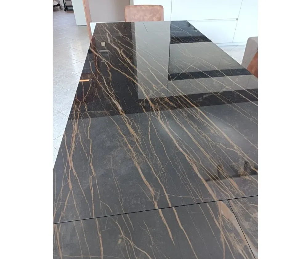 Hot Tavolo Vela in OFFERTA OUTLET Tavoli