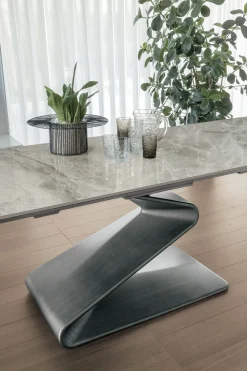 Outlet Tavolo Zed di : scopri il prezzo riservato Tavoli