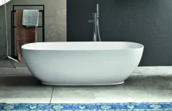 Vasca da bagno in Resina modello Betty next bianco opaco a prezzo scontato^Mastella