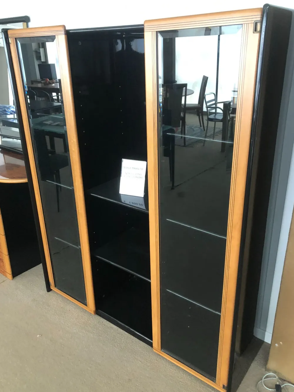 Maxalto Vetrinetta Artona di : stile design, scontata!- Vetrinette