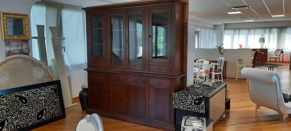 Mobilificio Bellutti Vetrinetta Modello i solisti in stile classica con forte sconto- Vetrinette