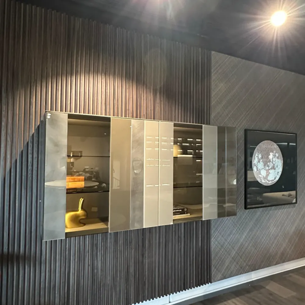 Vetrinetta Now in stile design a prezzi outlet^Lago Discount